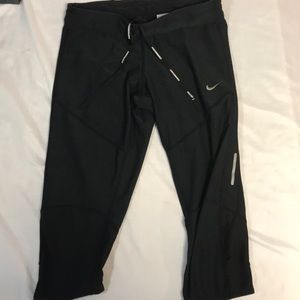 Nike Dri fit Running black crop leggings Small
